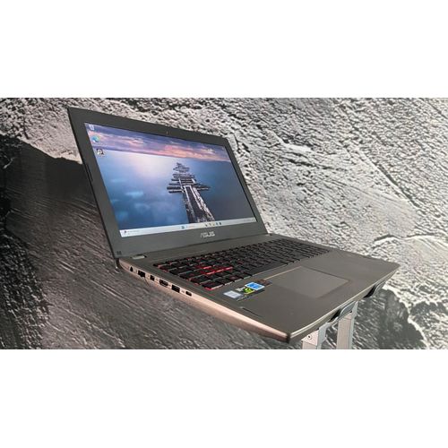 PC PORTABLE GAMING ASUS ROG STRIX GL502VS I7-7700HQ 16 GB GTX 1070 256 SSD + 1 TO HDD