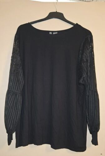 Blouse Noire Manches Longs Et Dentelles