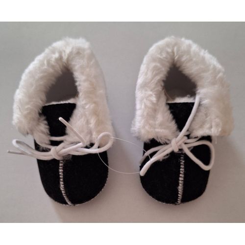 Chaussons Noirs À Lacets Et Fourrure Blanche - 20