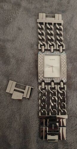 Vends Montre Guess Neuve