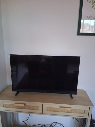 TV Thompson neuve 32 pouces achetée en juillet 2025, garantie 2 ans