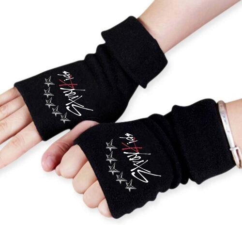 1 paire de gants sans doigts Stray, gants tricotés Stray Gants d'hiver noirs Kpop avec 1 autocollant 3D SKZ et 2 Photocard SKZ, cadeau pour les fans de Kpop pour STAY