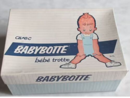 Anciennes Chaussures D'Enfant En Cuir Blanc Beverly Babybotte Taille 18 - Rangés Dans La Boite D'Origine Depuis Une Cinquantaine D'Années - Pour Déco Ou Habiller Une Poupée