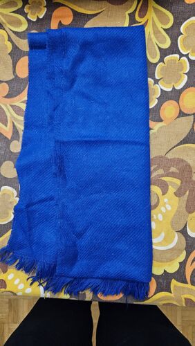 Echarpe Bleue Acrylique Chaude