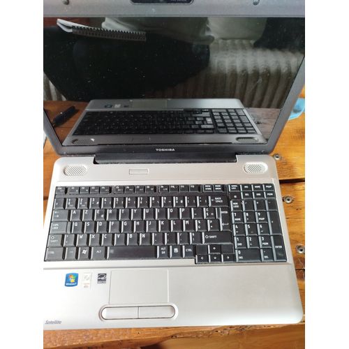 Pc portable Toshiba Satellite L500