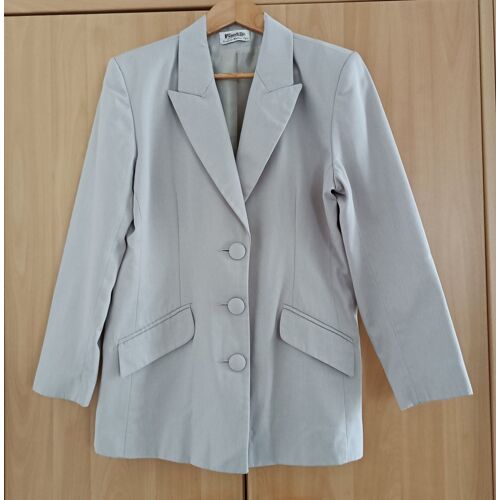 Veste Tailleur Beige À Épaulettes. Pimkie. Taille 42