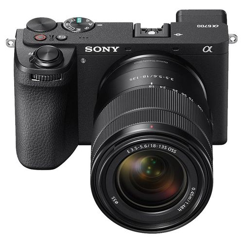 SONY Hybride ALPHA 6700 NOIR + Objectif SEL 18-135 f/3.5-5.6 OSS