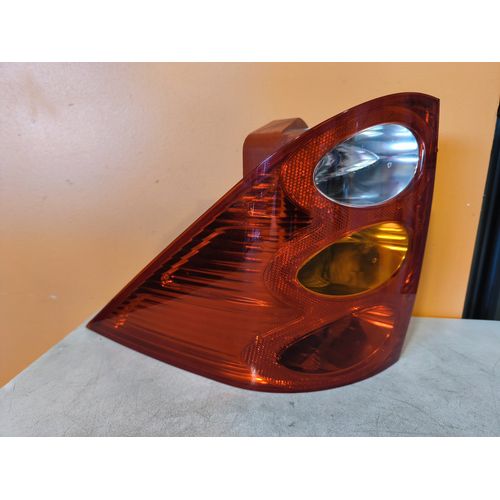 Feu Arrière Droit Peugeot 1007 Réf : 9685644980