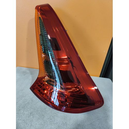 Feu Arrière Droit Citroën C4 Réf : 6351t6