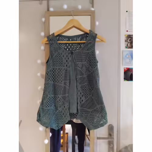 Débardeur Vert Foncé Avec Doublure En Effet Dentelle