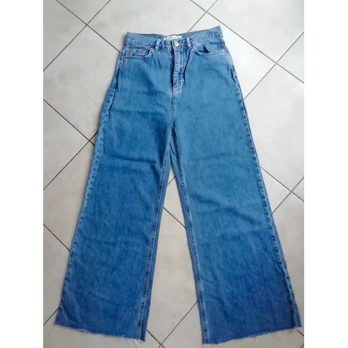 Jean À Jambes Larges Stradivarius Taille 38
