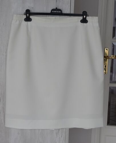Jupe Taille 52 Crème Aux Genoux