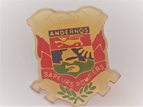 Pins Sapeurs Pompiers  Andernos 33 Gironde 