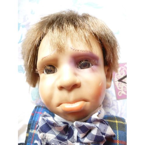 Poupon boudeur très expressif!