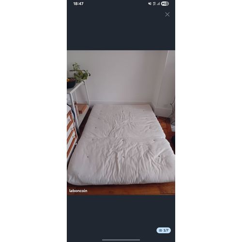 Canapé lit futon