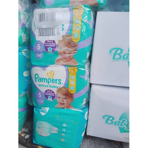 3 Paquets De 64 Couches Pampers Taille 5 , Total 192 Couches