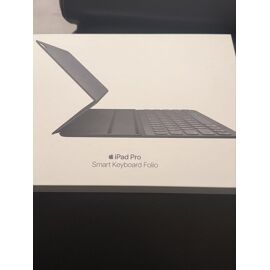 Vends clavier Smart Keyboard Folio pour IPad Pro 12-9 -3 eme génération 