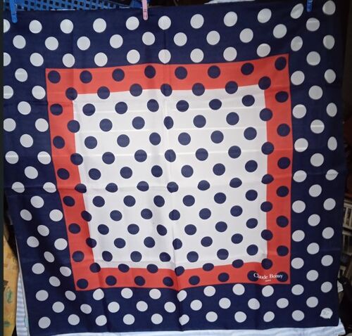 Foulard - " Claude Boissy " - En Polyester - 75 X 78 Cm Environ - Réf V 17