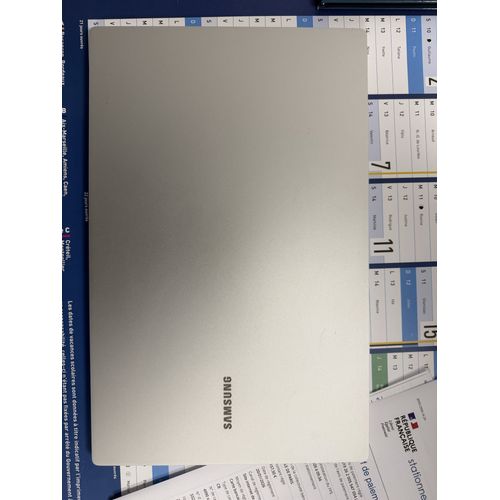 PC portable Samsung Galaxy Book2 Pro NP950XGK 15,6 Intel Core Ultra 7 16 Go RAM 512 Go SSD Argent