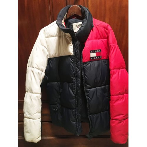 Superbe Doudoune Tommy Hilfiger Jeans. Taille : M.