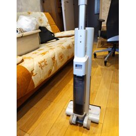 aspirateur laveur sans fil 3 en 1. proscenic. nettoyeur sec/humide. auto nettoyage. grand réservoir. ecran led