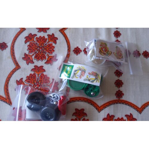 Kinder Surprise K03 N° 32 33 34 Avec Bpz Et Autocollants