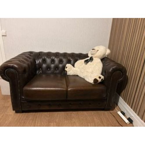 Canapé Chesterfield cuir de buffle marron 2 place 