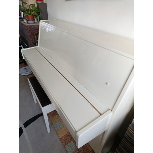 Piano Droit Blanc Marque Callas