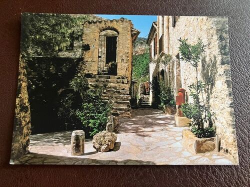 Arrière-Pays Méditerranéen - Paysage Typique (Carte Postale)
