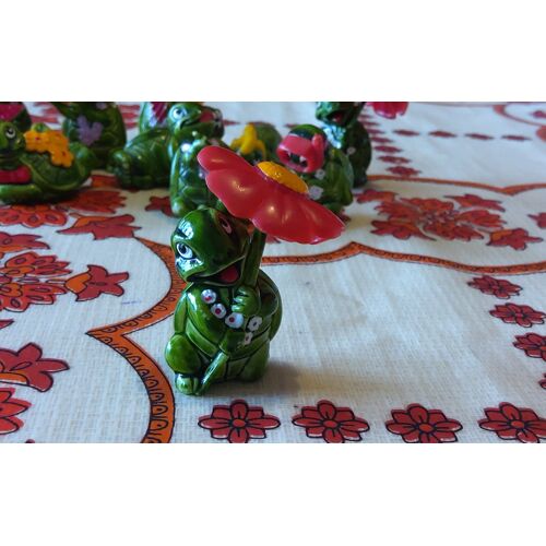 Kinder Surprise Monobloc Tiny Tortues Flora 1993