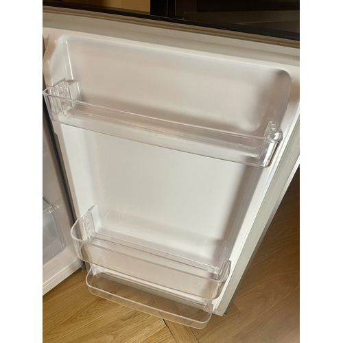 Réfrigérateur-congélateur Hisense RT161D4ADE - 124 litres - Congélateur haut - 47,5 x 48,7 x 117 cm - 36 dB - Classe E - Argent