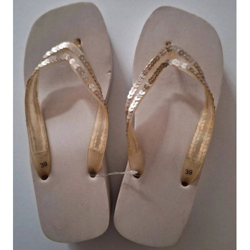 Tongs Compensées Écru Avec Brides À Sequins