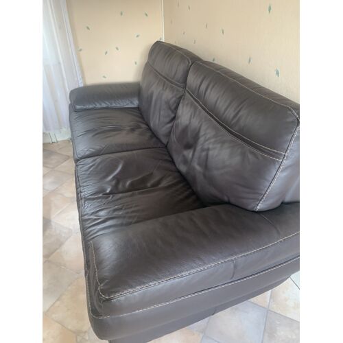 Canapé cuir 3 places marron (non convertible) longueur 195cm profondeur 92 cm bon état