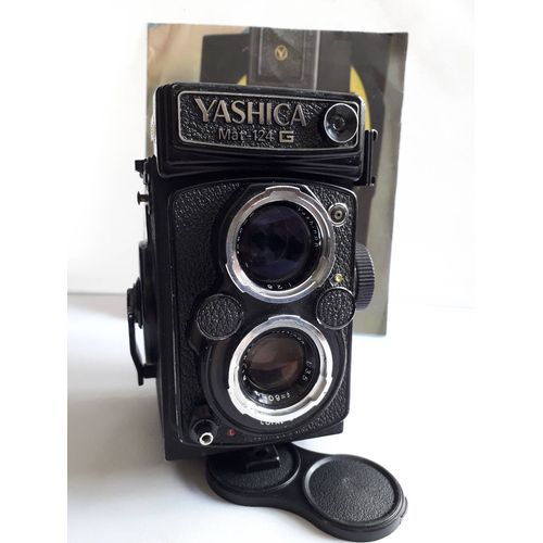 YASHICA MAT 124
