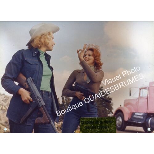 Ça Cogne Et Ça Rigole Chez Les Routiers (Truck Stop Women) : Jeu De 10 Photos Glacées D'Exploitation Cinématographique - Format 24x30 Cm -De Mark L. Lester Avec Claudia Jennings, Lieux Dressler - 1974