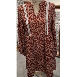 Robe Fleurie Bordeaux Et Beige Avec Bandes Blanches Ajourées