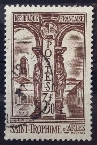 Cloître De Saint-Trophime À Arles 3f50 (Très Joli N° 302) Obl - Cote 4,60 - France Année 1935 - Brn83 - N29843