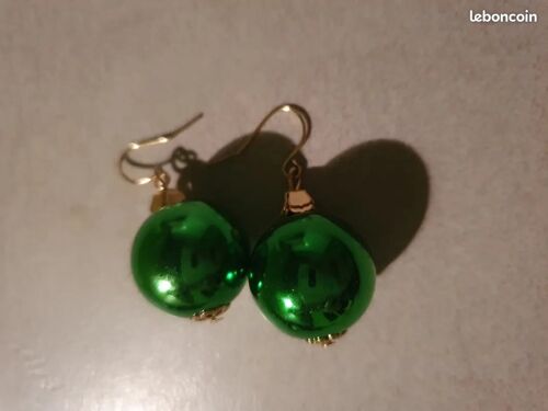 Boucles D'Oreille Boules Vertes