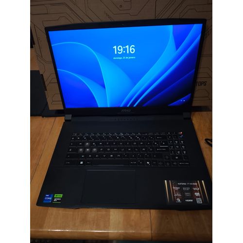 MSI Katana 17 HX B14WGK-084FR Dragon Station : Intel Core i7 14650HX - 32GB DDR5 - SSD 1TB NVMe PCIe - Nvidia RTX5070 8GB GDDR7 (TGP 105W) - 17.3" Full HD 144Hz - Windows 11 Famille