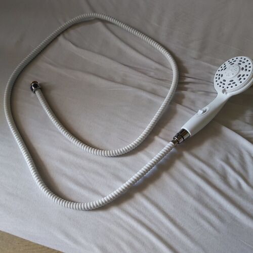 pommeau douche avec tuyau
