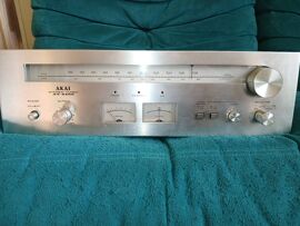 Tuner Akai stereo AT 2400