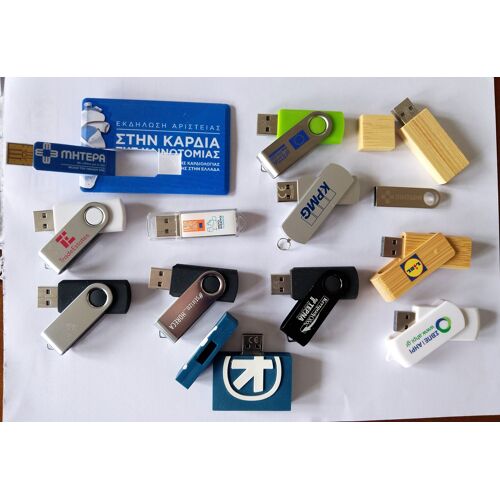 Lot 13 clés USB 4GB, 8GB, 14GB