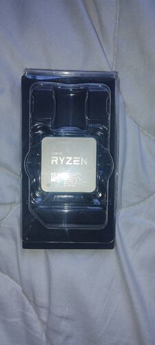 AMD RYZEN 9 3900X + VENTIRAD RGB AMD