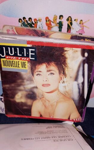Julie Piètre Nouvelle Vie