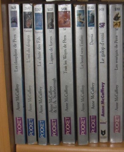 Anne Mc Caffrey Lot De 9 Romans