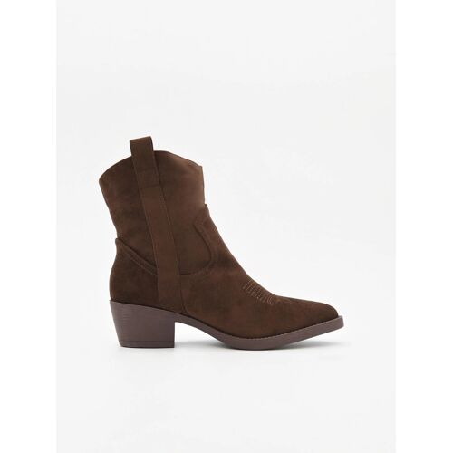 Chaussures Bottes De Cowboy En Daim Marron Avec Broderie Sur Le Devant Et Talon Moyen De La Marque Nyrex