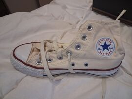 Chaussure Convesrse Coleur Ecru All Star Hi Whie Tille 36