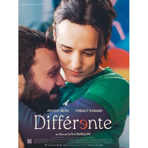 Affiche De Cinéma Pliée " Differente "- Format 40x60 Cm - De Lola Doillon Avec Jehnny Beth, Thibaut Evrard, Mireille Perrier - 2025
