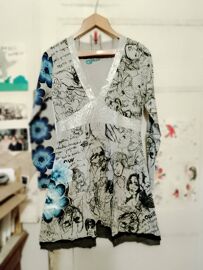 Robe Grise Motifs Noirs /Bleus 38 M Desigual.