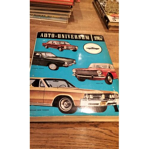 Livre International Automobile Parade 1967